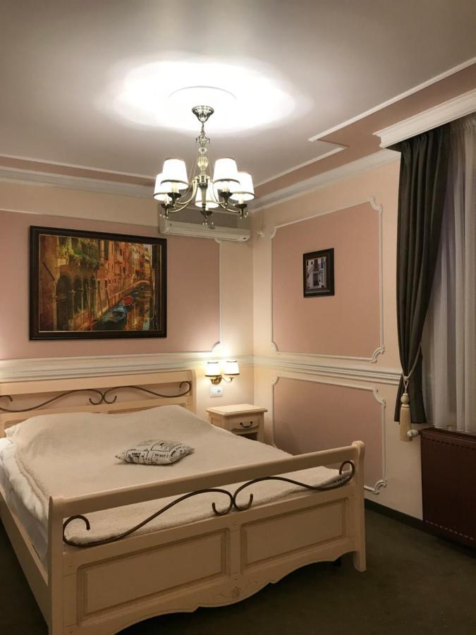 Hotel Parc Tecuci מראה חיצוני תמונה