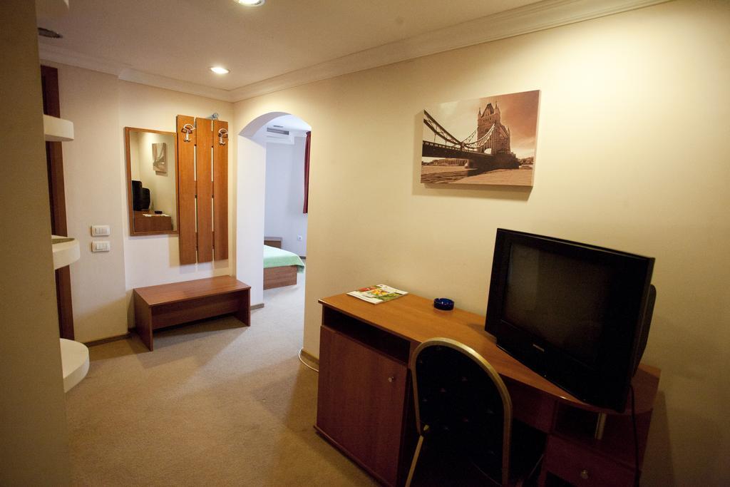 Hotel Parc Tecuci חדר תמונה